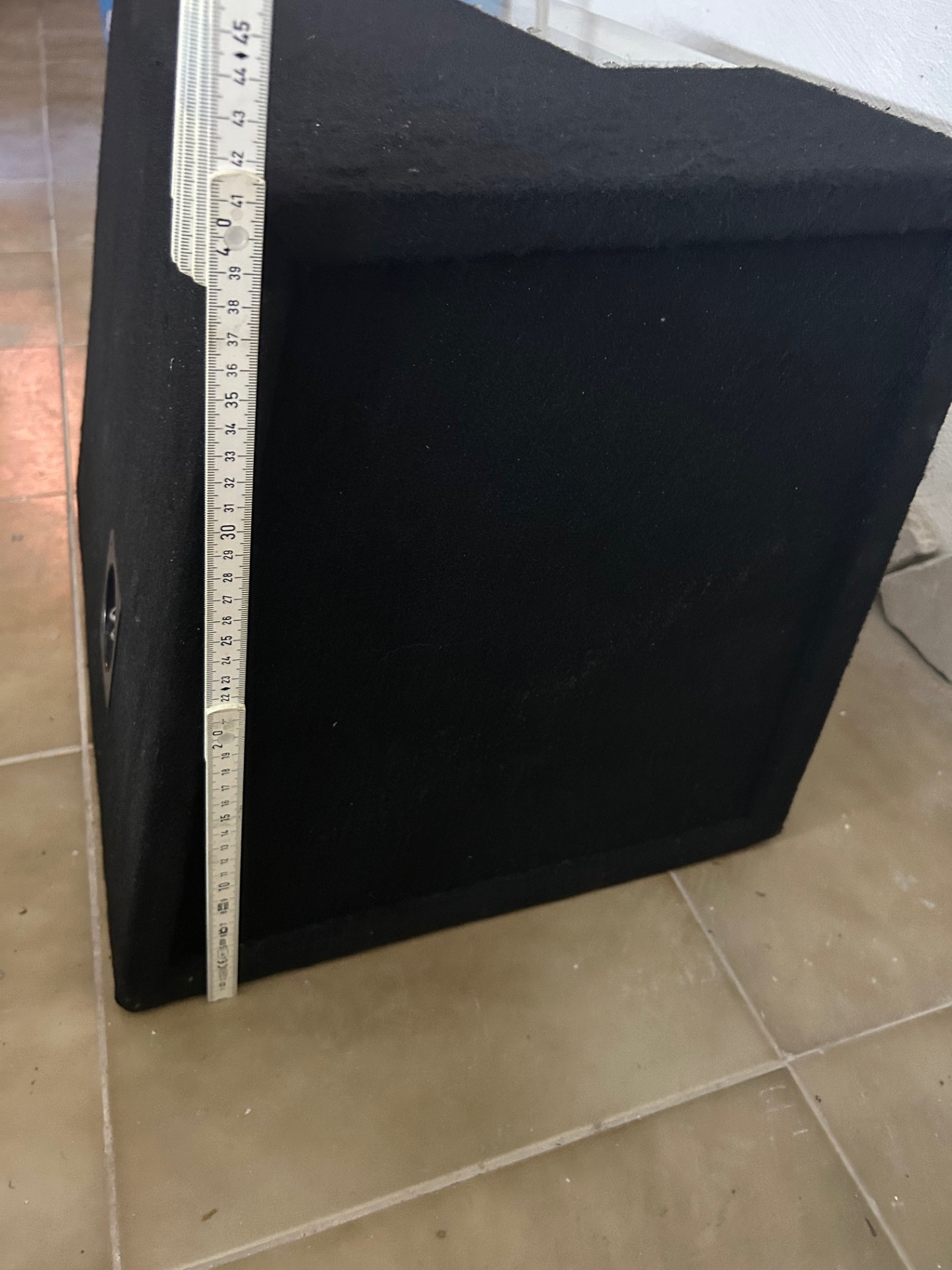 Subwoofer in box